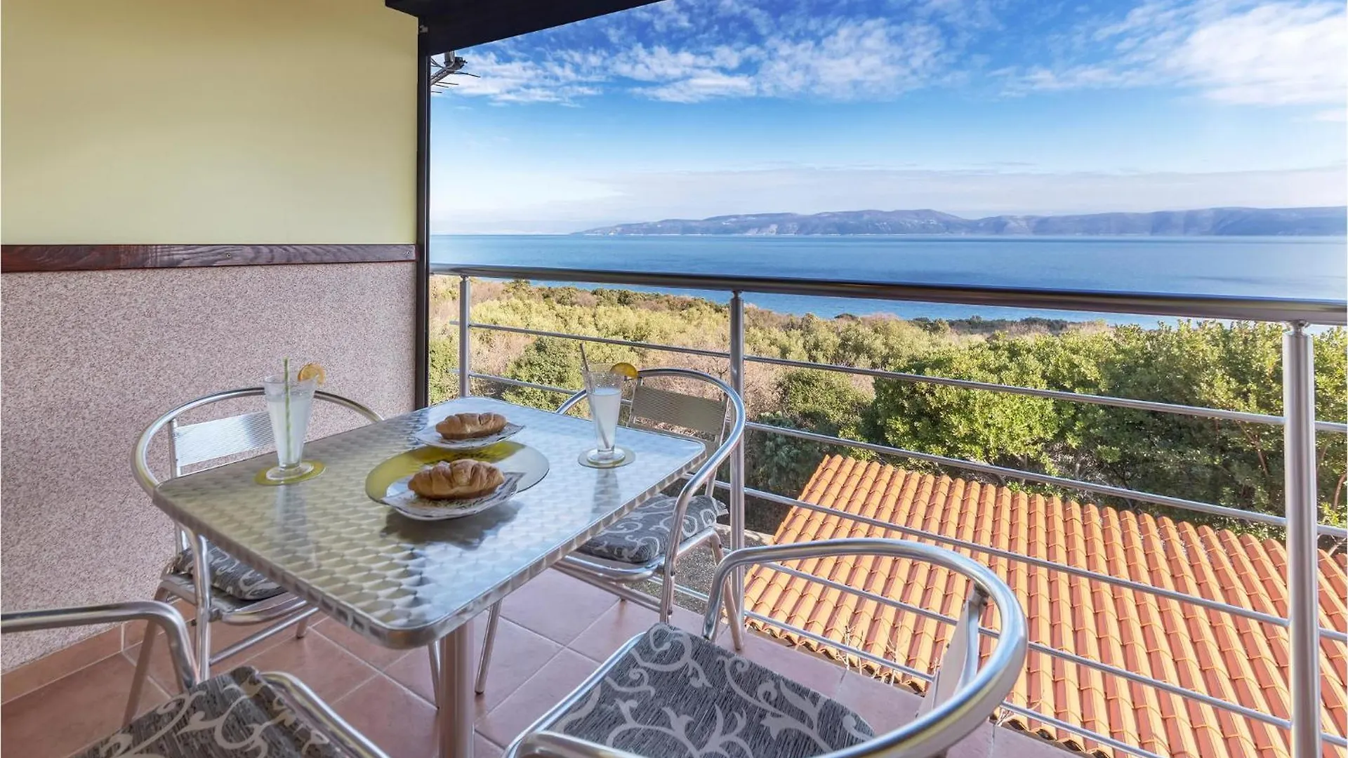 Pet Friendly Apartment In Labin With Kitchen
