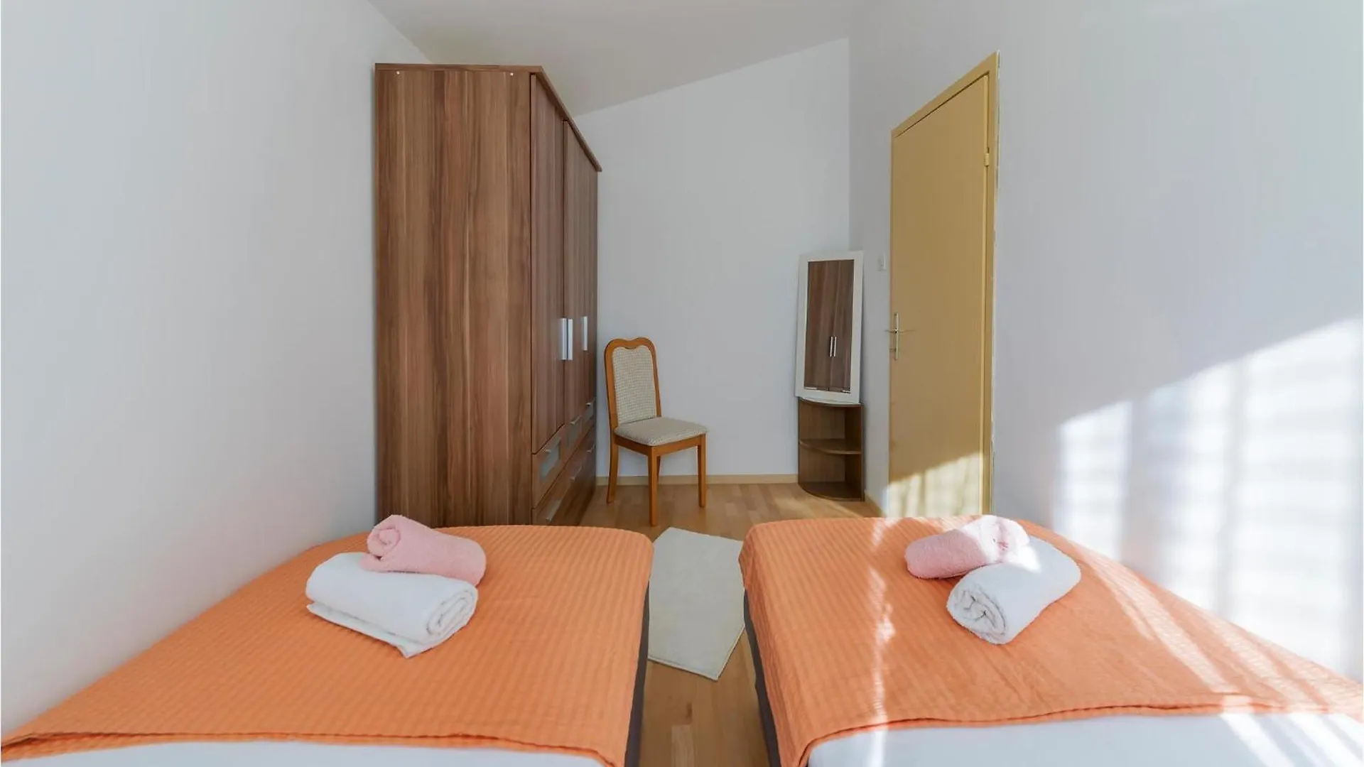 Pet Friendly Apartment In Labin With Kitchen